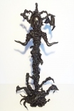 Skulptur von Myrthyra: "Erwachen des Zweifels"